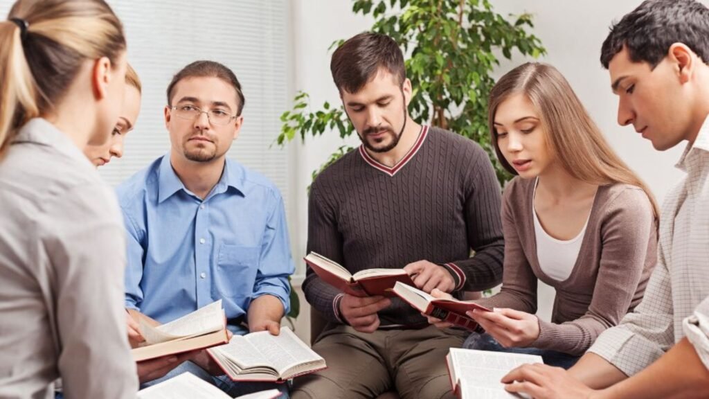 Choosing the Right Bible Study Group