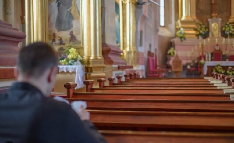 Denominational Churches: Navigating Doctrinal Differences